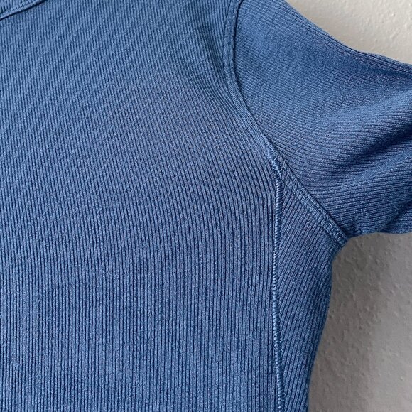Lululemon Hold Tight Cropped T-Shirt Size *XS/S? Pitch Blue Curved Hem SS - Picture 6 of 10
